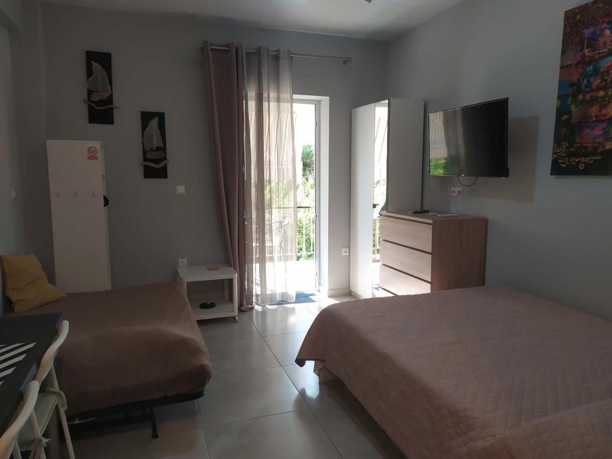 Modern Studio Next To The Sea! Порто-Рафти Экстерьер фото